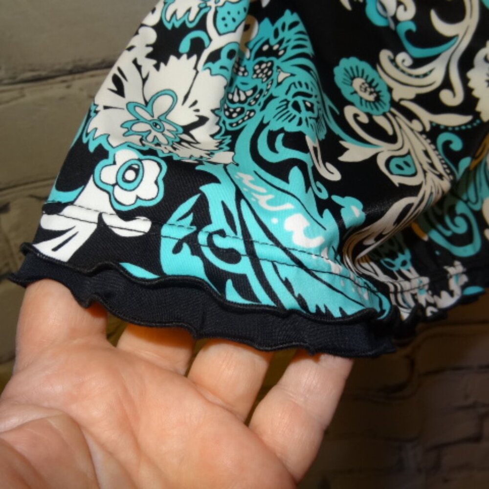 Jamaica Bay Black, White & Teal Tankini Swim Top - Picture 5 of 8